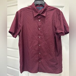 Perry Ellis Men’s Button Up